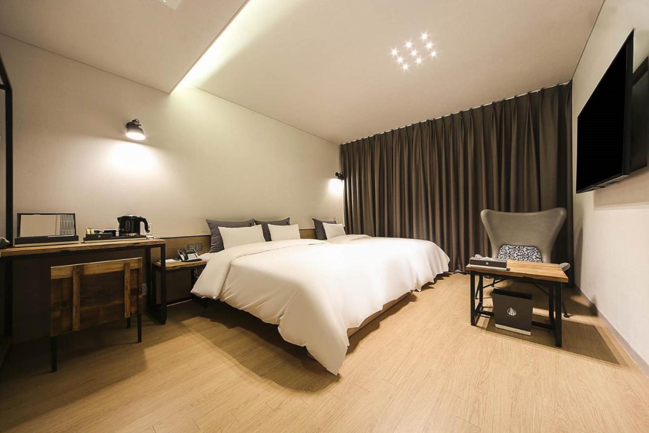 אולסן Yeoubi Hotel מראה חיצוני תמונה